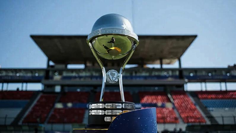 Taça da Sul-Americana (Foto: Divulgação/Conmebol)