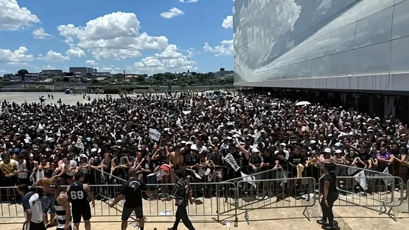 Torcida Corinthians na Neo Química Arena