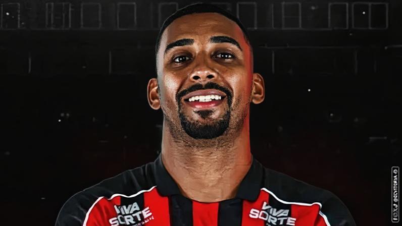 Vitória anuncia contratação do lateral-direito Mateusinho