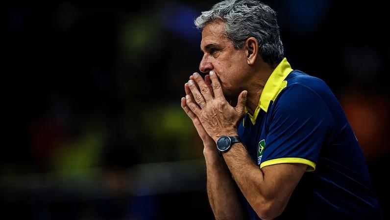 José Roberto Guimarães (Foto: Divugação / FIVB)
