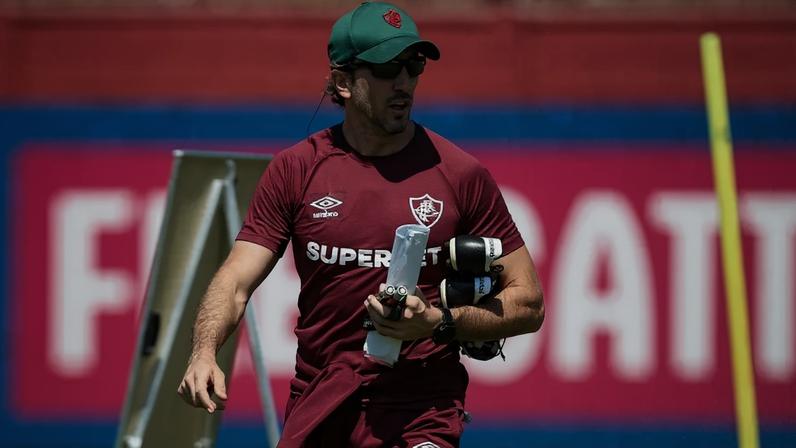 Técnico Luis Zubeldía comanda treino do Fluminense antes de partida contra o Mirassol (Foto: Marcelo Gonçalves / Fluminense FC)