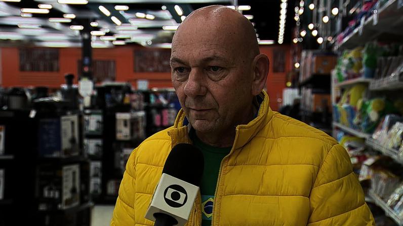 Luciano Hang não manifestou apoio a Flávio Bolsonaro — Foto: g1