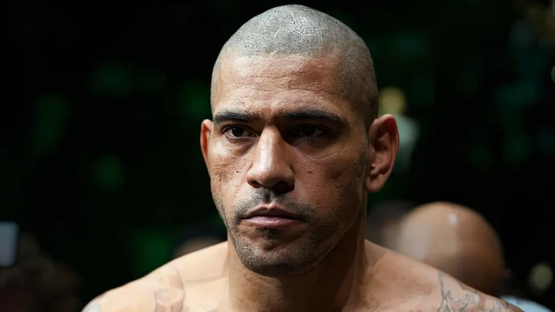 Alex Poatan, novo campeão do UFC, não deve lutar na Casa Branca (Foto: Reprodução Twitter ufc)