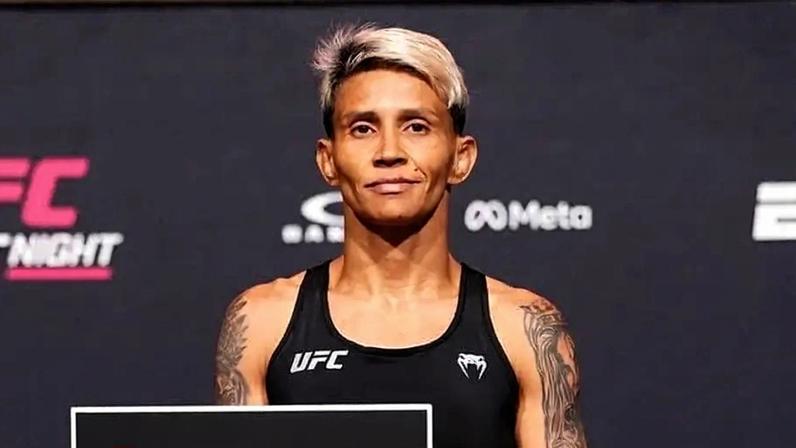 Luta de brasileira no UFC 2025 é cancelada de última hora