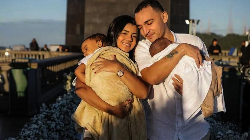 Ary Mirelle e João Gomes com os filhos — Foto: Reprodução/ Instagram