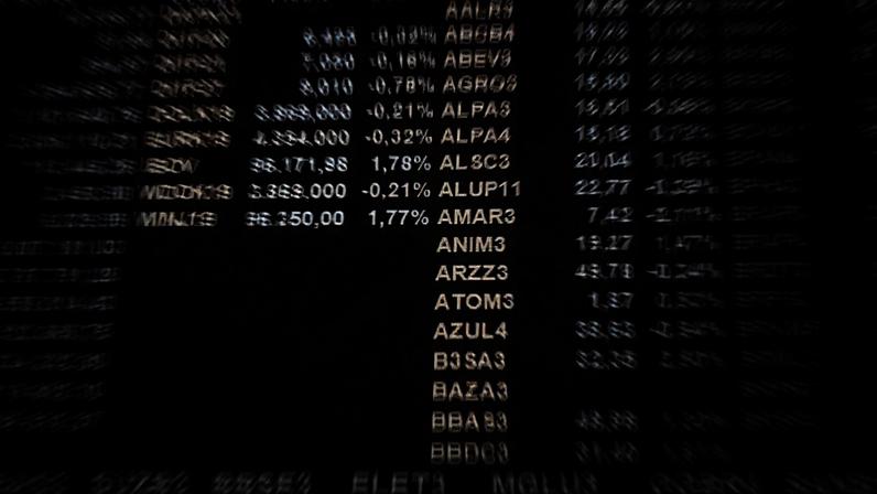 A bolsa de valores funciona em horários limitados, ao contrário do que ocorre no mundo cripto