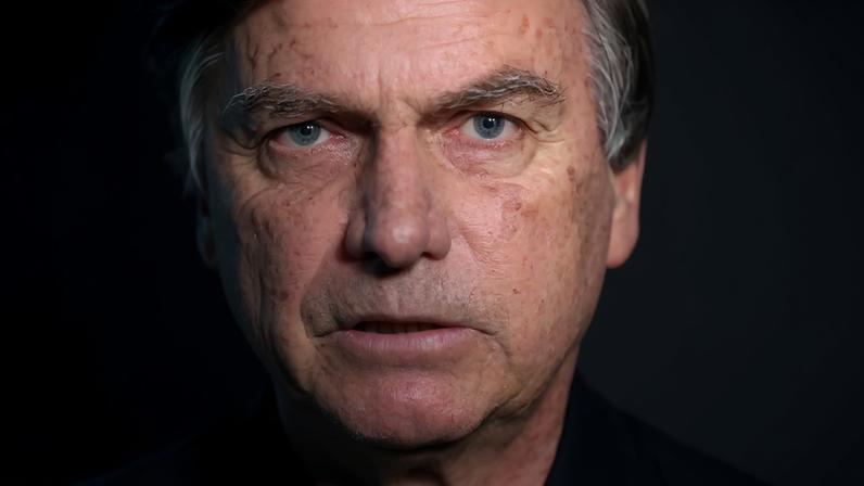 Médicos também afirmaram que Bolsonaro teve nova crise de pressão alta durante procedimento e enfrenta quadro de apneia do sono severa. (Foto: Tânia Rêgo/Agência Brasil)