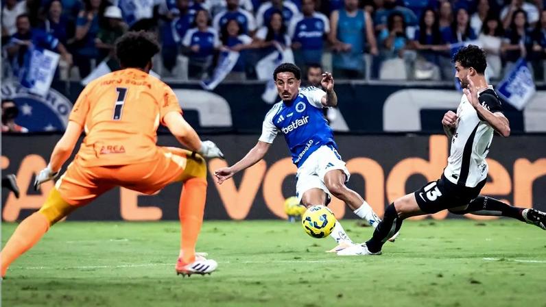 Rodrigo José Pereira de Lima, árbitro do quadro da Fifa • Pedro Vilela/Getty Images