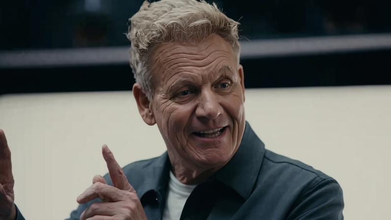 Gordon Ramsay showed off his rapping skills on set with Dr. Dre. YouTube/@HexClad