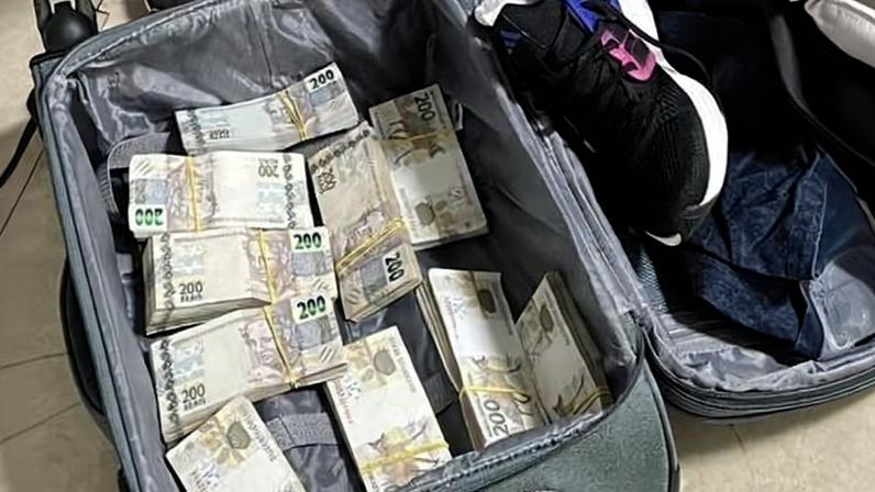 Empresários foram flagrados pela PF com R$ 1,2 milhão em dinheiro no aeroporto de Brasília