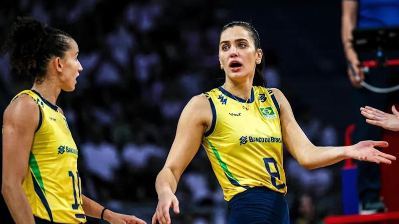 Gabi Guimarães e Julia Kudiess estão na Seleção Ideal da VNL Feminina (Foto: Divulgação/Volleyball World)