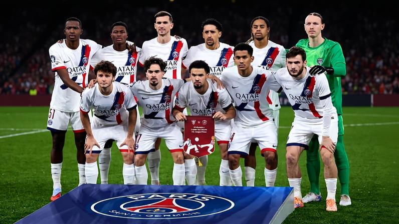 Time titular do Paris Saint-Germain no jogo contra o Athletic Bilbao na Champions League — Foto: Getty Images