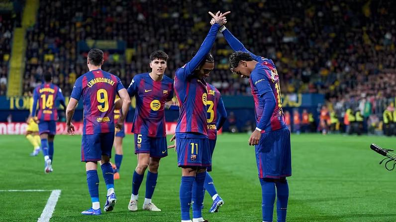 Barcelona vence o Villarreal com gols de Raphinha e Yamal — Foto: Getty Images