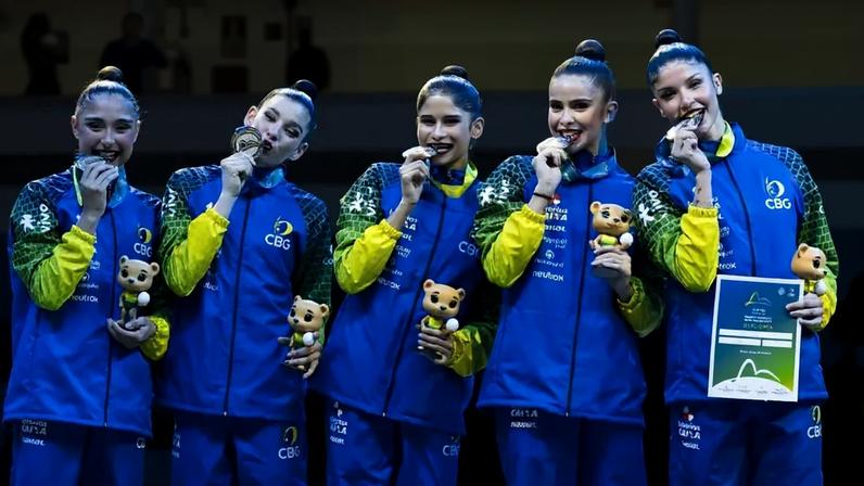 Conjunto do Brasil ganha medalha de prata no Mundial de Ginástica Rítmica (Foto: Ivan Carvalho / CBG)