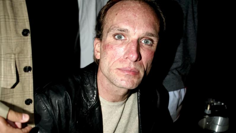 Actor Peter Greene was reportedly discovered lying “face down” with a strange note when police found him dead on Friday. FilmMagic