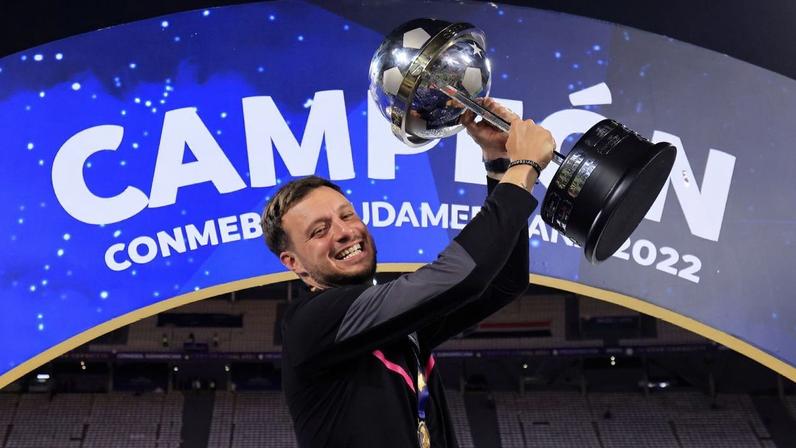 Martín Anselmi é o novo treinador do Botafogo; VEJA trajetória do treinador (0:37)