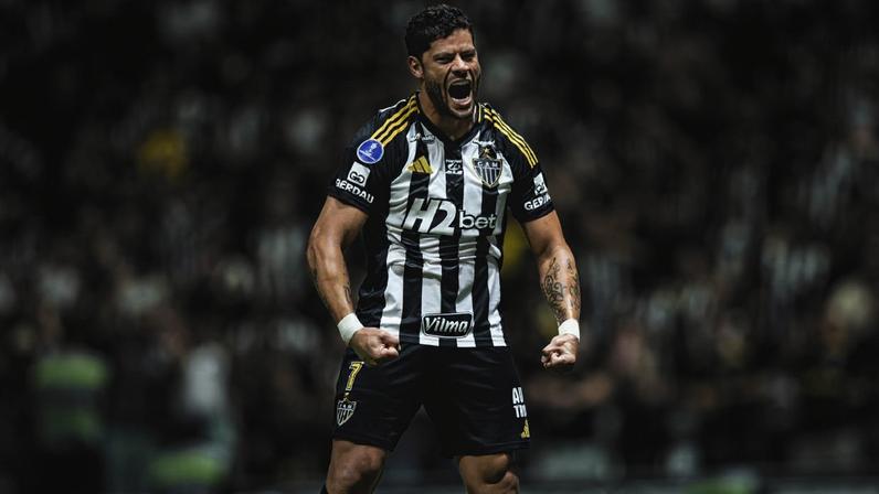 Hulk comemora gol do Atlético-MG na Sul-Americana