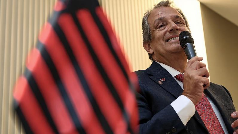 Gustavo Henrique relembra 'má fase' no Flamengo e conta como terapia o ajudou: 'Cresci naquele momento' (1:37)