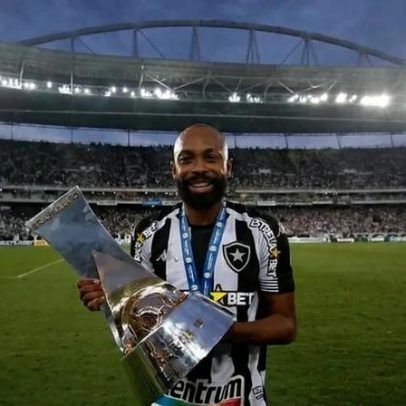 Chay volta à Portuguesa-RJ e faz estreia contra o Botafogo