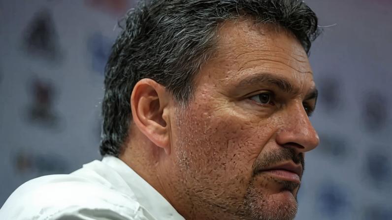 Spindel está próximo de acerto com o Cruzeiro (Foto: Marcelo Cortes/ Flamengo)
