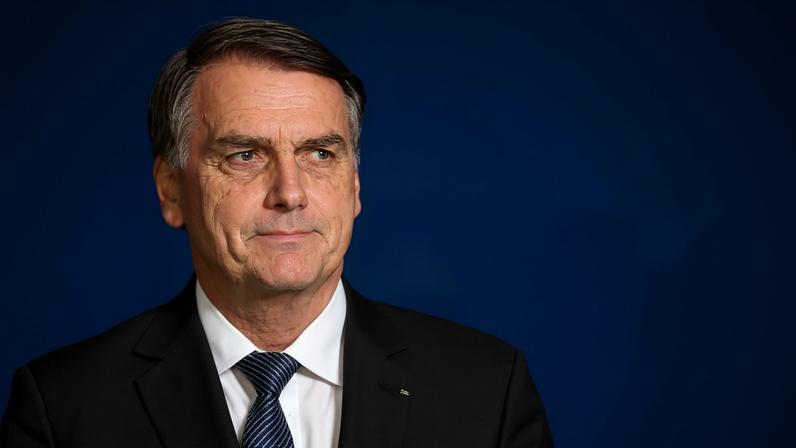 Jair Bolsonaro durante cerimônia no Palácio do Planalto