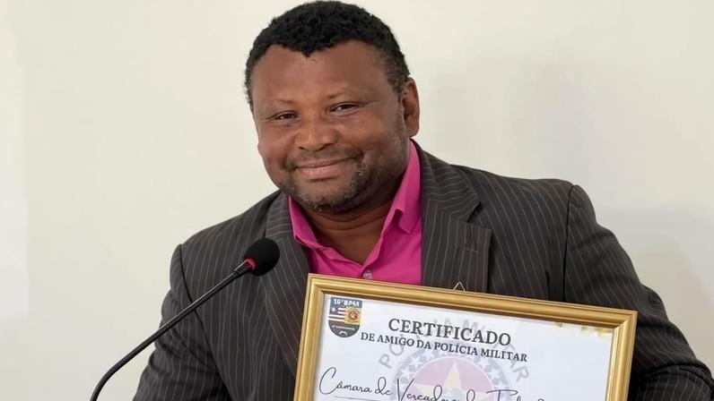 José Luís Araújo Diniz, conhecido como Pelego