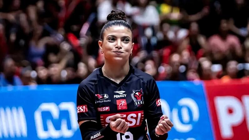 Léia domina as estatísticas de passe na Superliga (Foto: Reprodução/ Instagram)