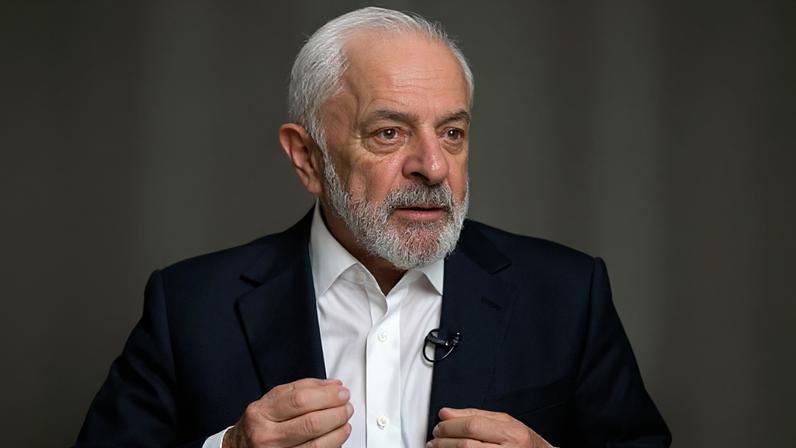 1 de 2 Lula dá entrevista a TV — Foto: Reprodução