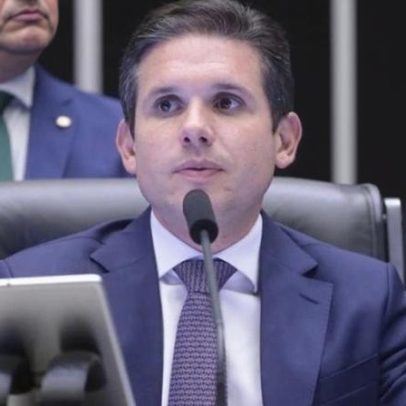 Hugo Motta defende debate sem ideologia sobre fim da escala 6x1 em 2026