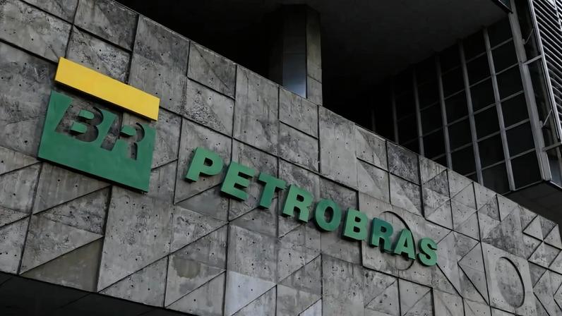 Trabalhadores do Sistema Petrobras aprovam greve nacional a partir de segunda-feira (15) após rejeição de contraproposta. Entenda as pautas de reivindicação - Foto: Frazão/Agência Brasil