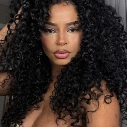 Após exposição de MC Daniel, Lorena leva cachorro ao veterinário