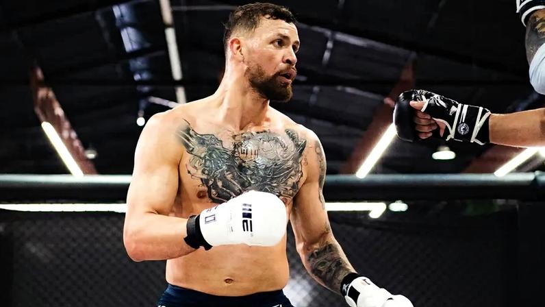 Ruffy pronto para retornar à coluna das vitórias no UFC 325 (Foto: Instagram ruffy_mma)