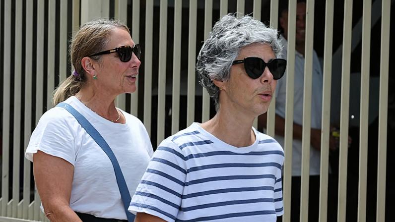 Heloisa Périssé passeia com a namorada no RJ dias após assumir romance — Foto: Victor Chapetta/Brazil News