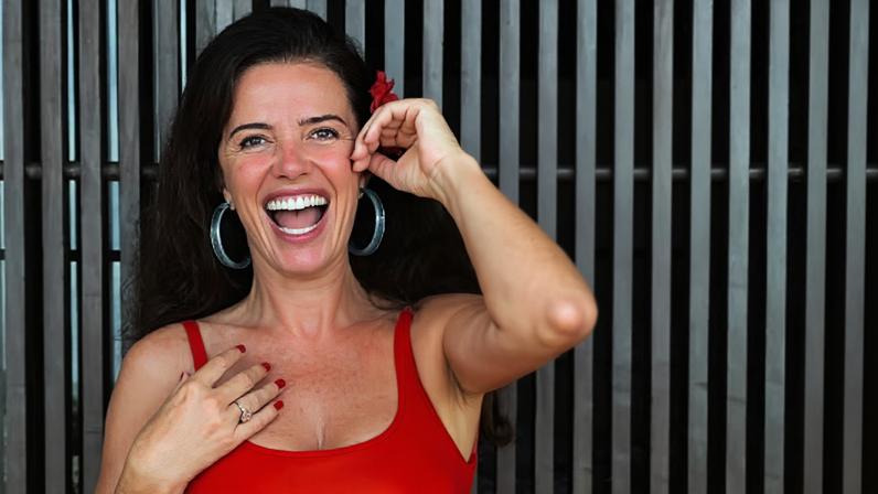 Luma de Oliveira reúne filhos e neto em comemoração intimista dos 61 anos — Foto: Reprodução/Instagram