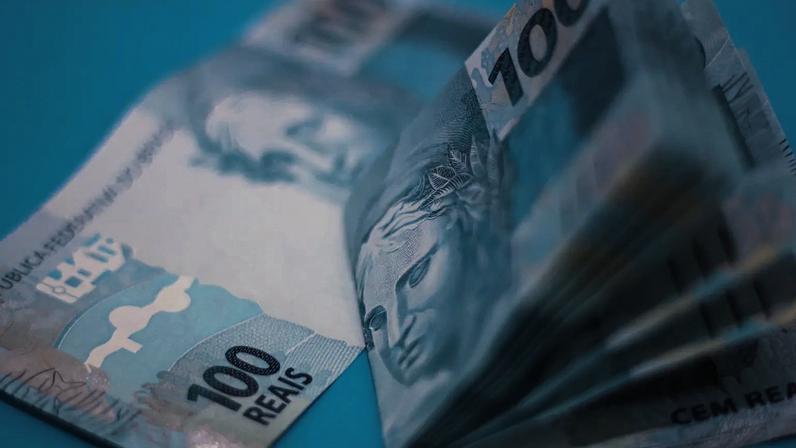 Remunerações extrateto custaram R$ 20 bilhões em um ano no Brasil. (Foto: Unsplash)