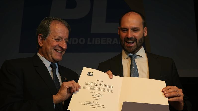 PL aposta em vereadores para manter espaço na Câmara sem Eduardo e Zambelli