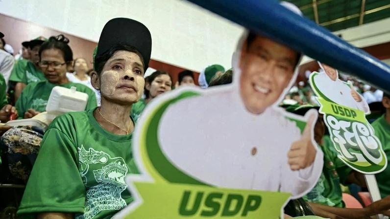 Apoiadores do partido pró-militar de Mianmar fazem campanha no período eleitoral de novembro – foto: Sai Aung Main/AFP