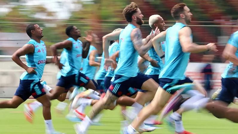 Elenco do Flamengo treino no Ninho do Urubu. (Foto: Gilvan de Souza/Flamengo)
