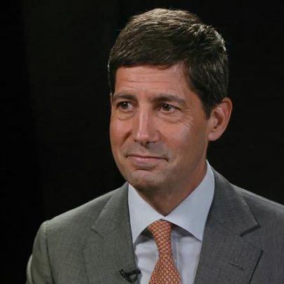 Mercados reagem a economista pró-Bitcoin cotado para o Fed