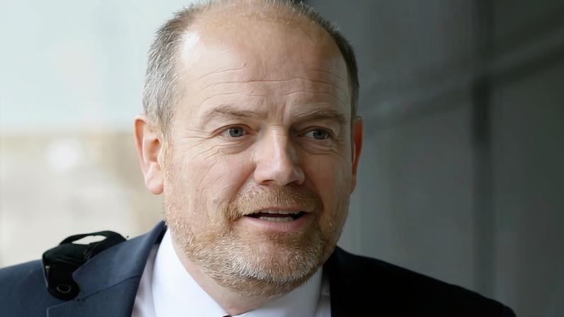 Mark Thompson foi abordado sobre retorno à BBC como diretor-geral