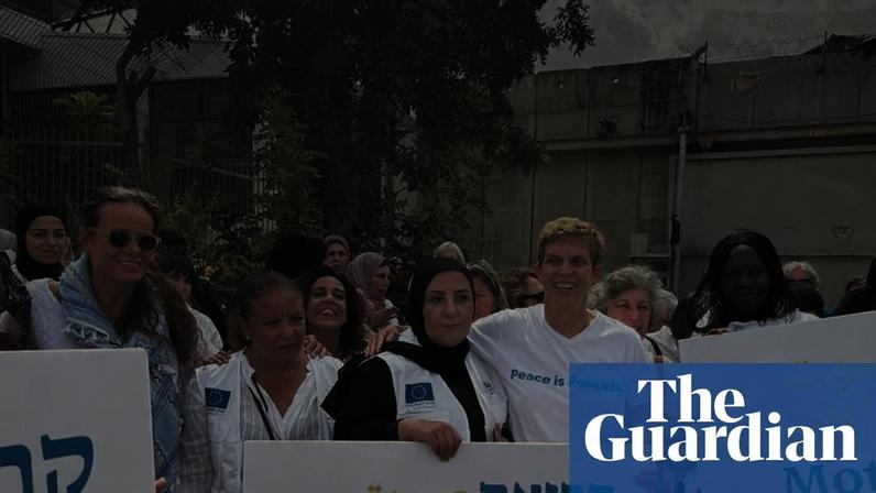 Yael Admi (second right) and Reem al-Hajajreh (centre) leading a mass peace rally in October 2023.