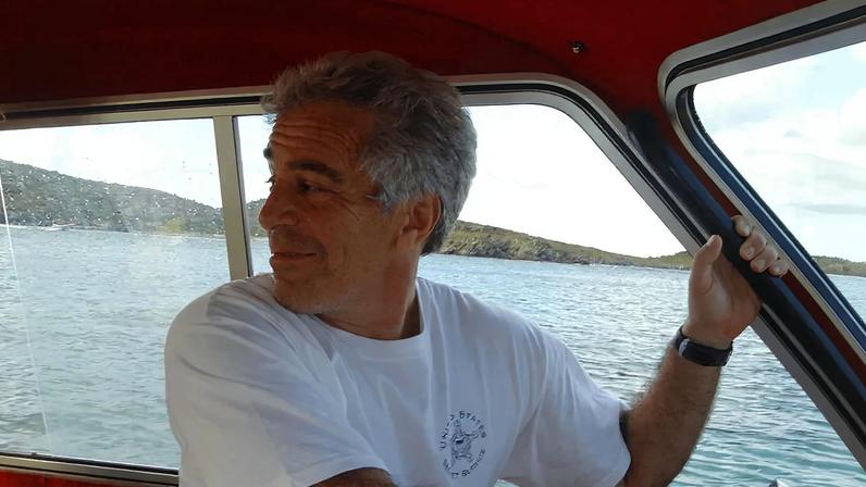 Notícias de Segurança: Epstein tinha hacker pessoal, afirma informante