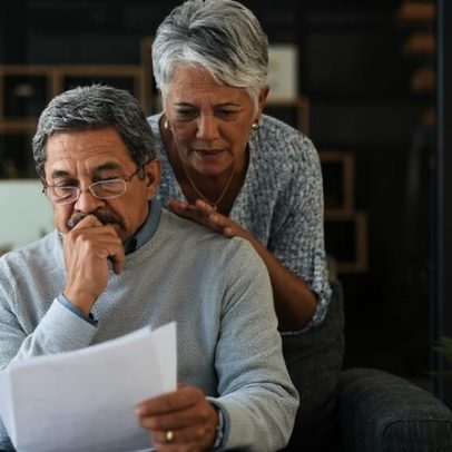 O que aposentados felizes sabem sobre gastar dinheiro