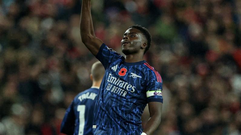 Saka comemora gol do Arsenal sobre o Sunderland — Foto: Reuters