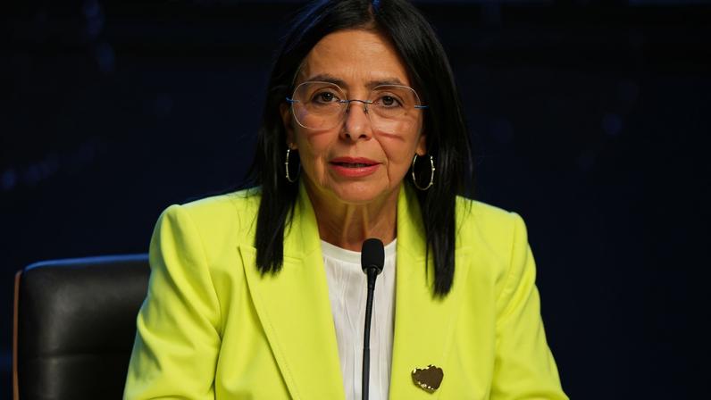 Delcy Rodríguez em Caracas 10/3/2025 REUTERS/Leonardo Fernandez Viloria