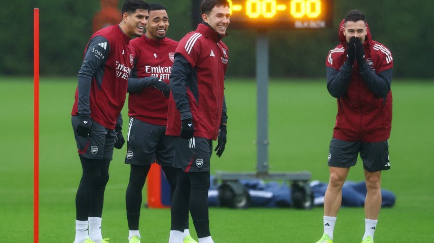 Arsenal enfrenta o Kairat Almaty na última rodada da fase de liga da Champions League — Foto: Reuters