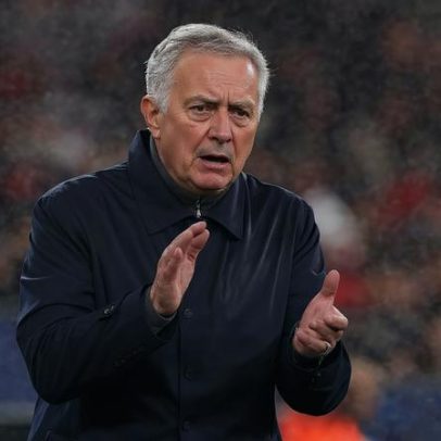 Mourinho retorna à Champions em tom épico e enfrenta sua história nos playoffs