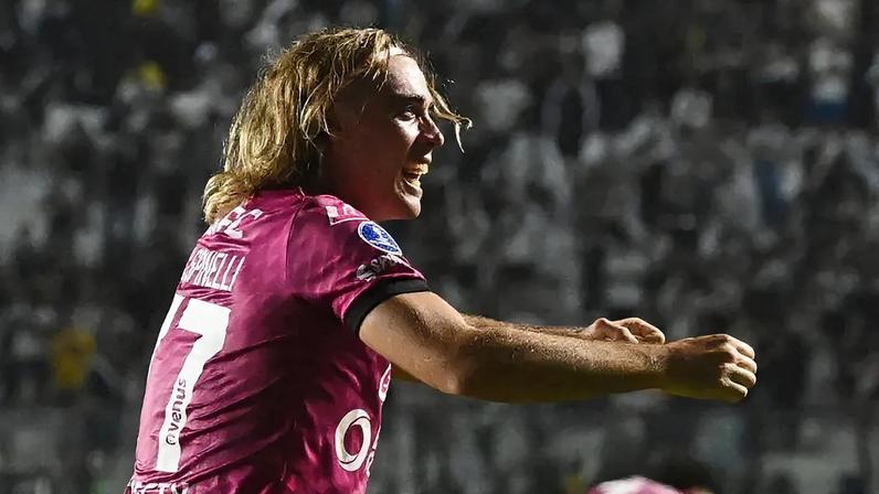 Spinelli comemora gol marcado contra o Vasco em São Januário (Foto: ALEXANDRE BRUM/AGENCIA ENQUADRAR)