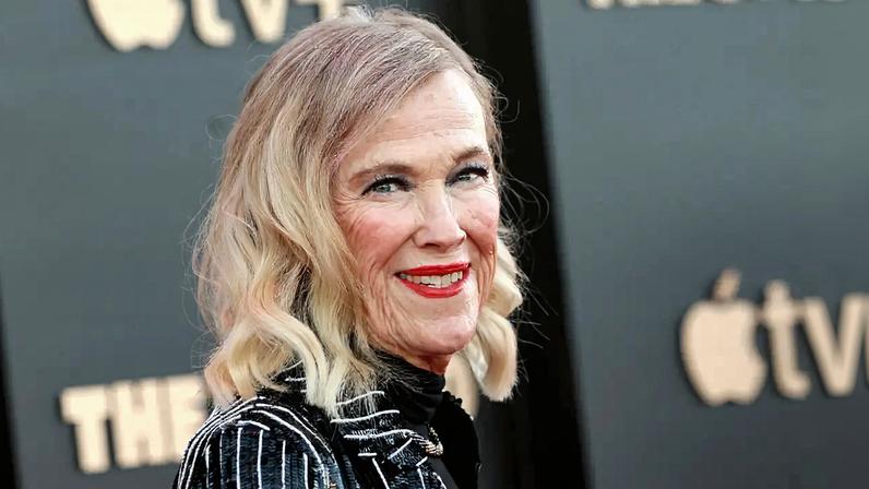 Catherine O'Hara as Moira Rose in "Schitt's Creek" Season 4, Episode 5.