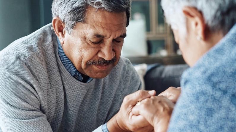 6 Ways to Help Your Husband Be the Spiritual Leader in Your Home